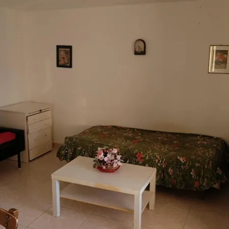 By The Sea 2 * Poszidonía