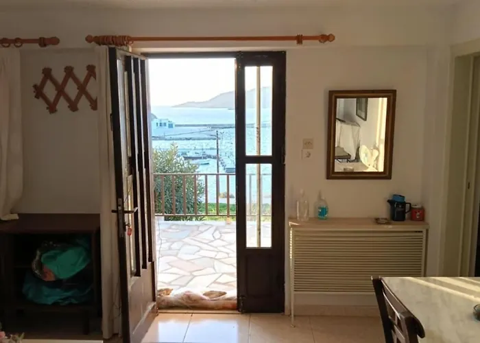 By The Sea 2 Posidhonía